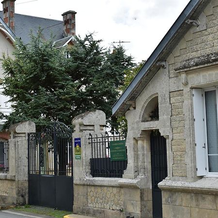 Le Logis De La Venise Verte Saint-Hilaire-la-Palud Bagian luar foto