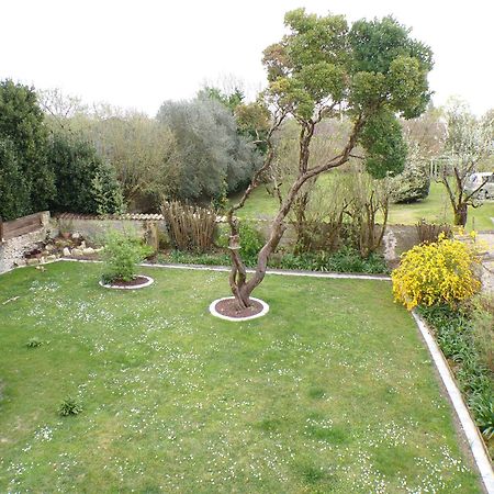 Le Logis De La Venise Verte Saint-Hilaire-la-Palud Bagian luar foto